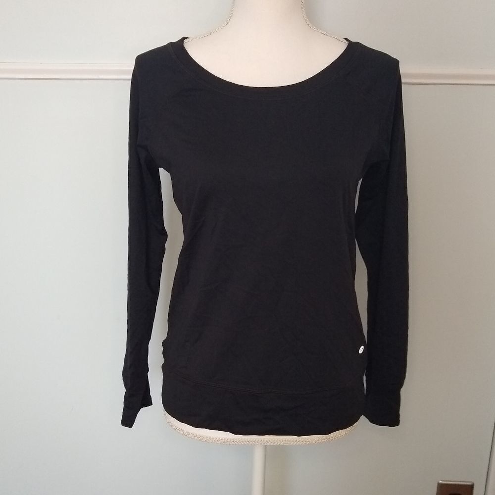 Vimea long sleeve open back top EUC S